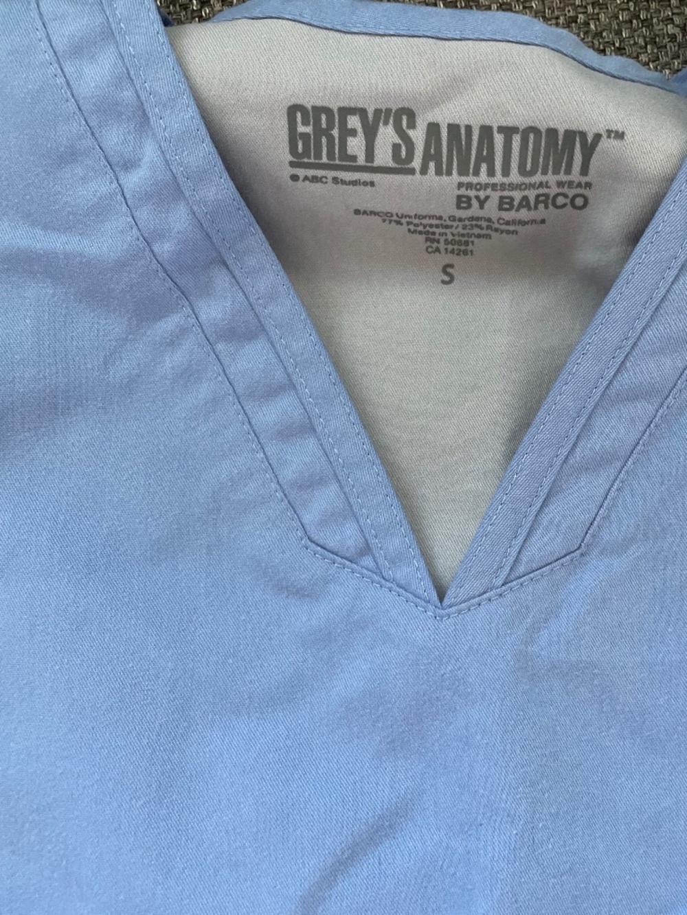 Greys anatomy scrub set - Picture 2 of 2
